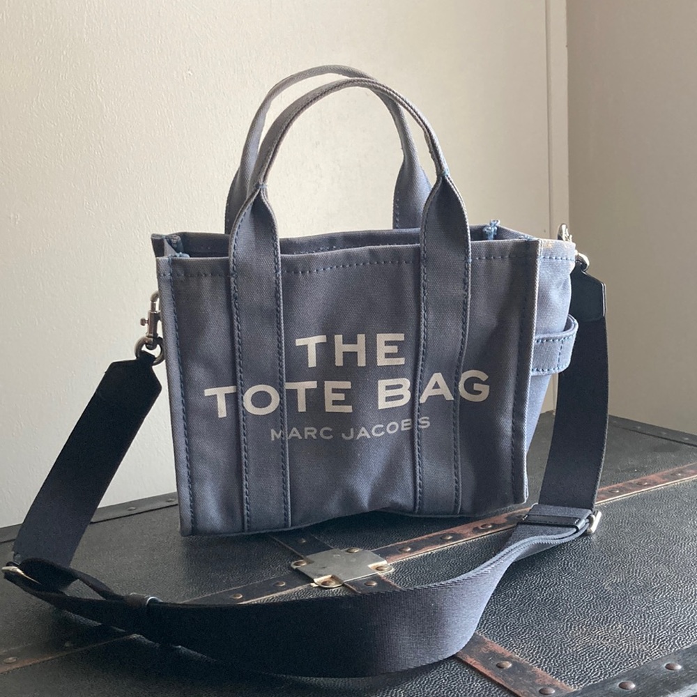 Marc Jacobs The Mini Tote bag blue shadow color way